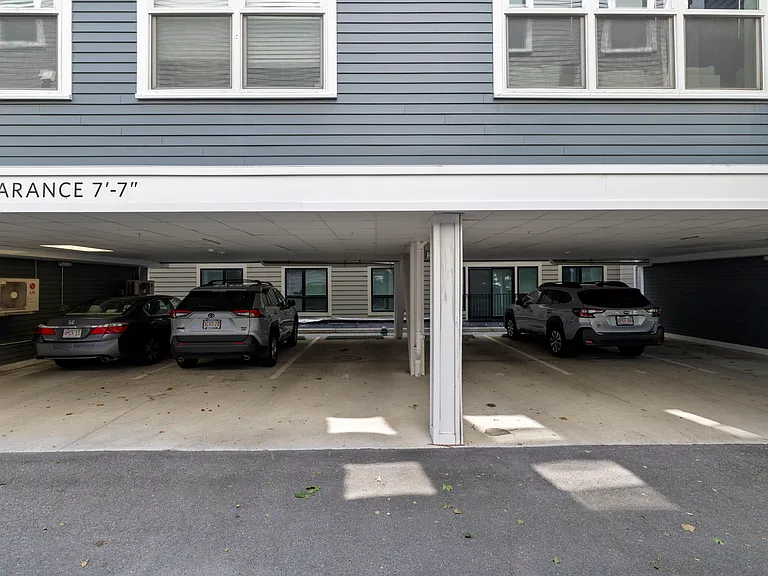 29-31 Ward St #302 — Photo 23