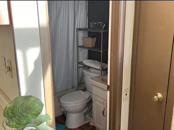 Full bath