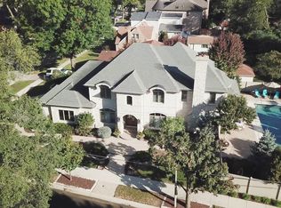 501 S Cottage Hill Ave, Elmhurst, IL 60126