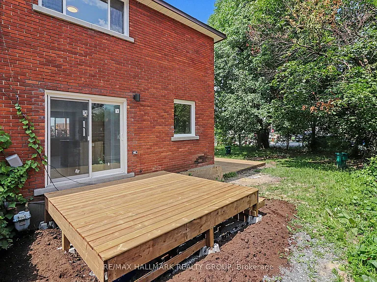 1202 Byron Ave #1 — Photo 25