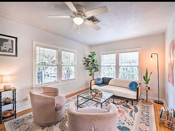 3rd image of 39 W Smith St