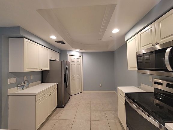 3rd image of 1787 Four Mile Cove Pkwy Unit 425