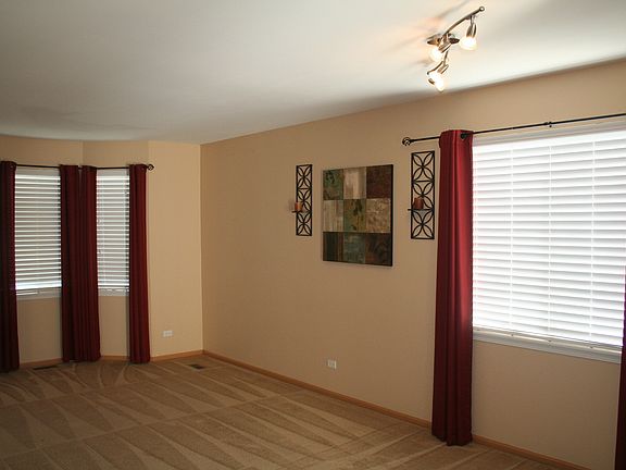 3rd image of 3804 Nantucket Dr