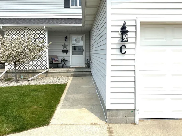 1525 E Gaylord St Unit C, Mount Pleasant, MI 48858