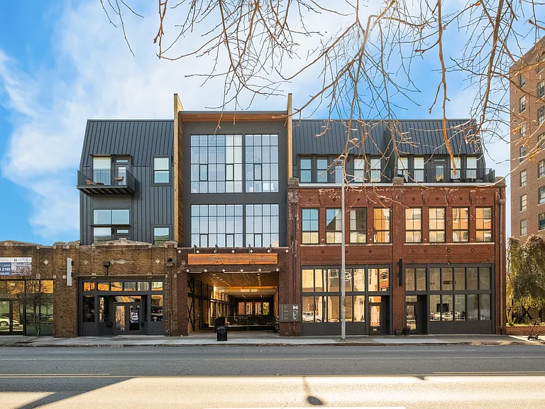 2212 Morris Ave #300 — Photo 3
