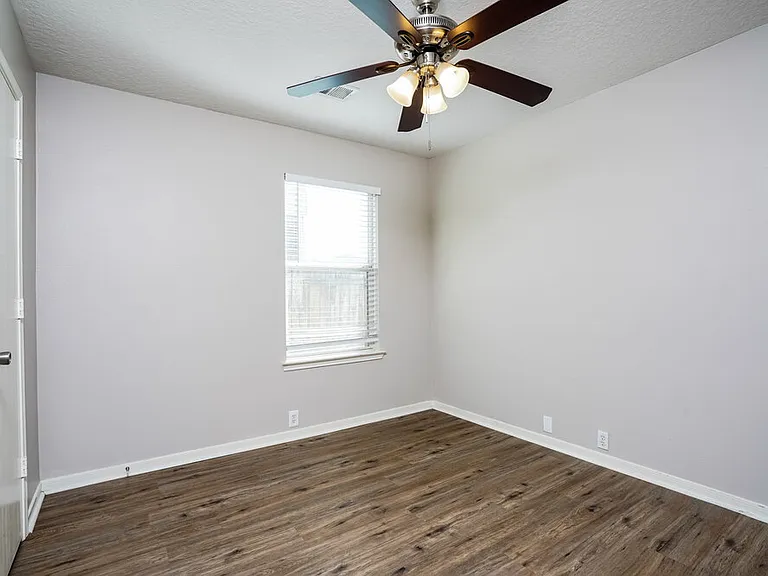18331 Atasca Woods Trce — Photo 16