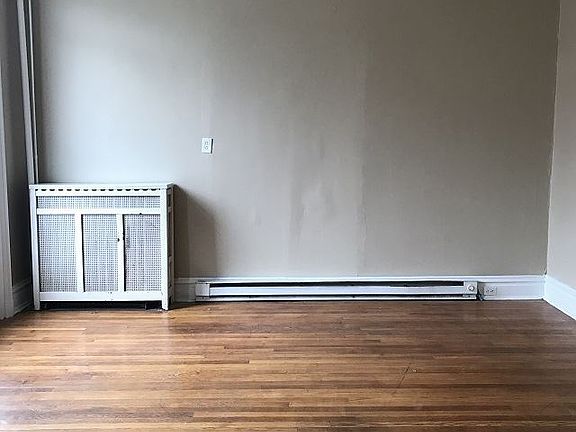 5th image of 214 Summit Ave #1