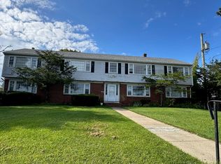 435-435A Main St #1, Dennis Pt, MA 02639