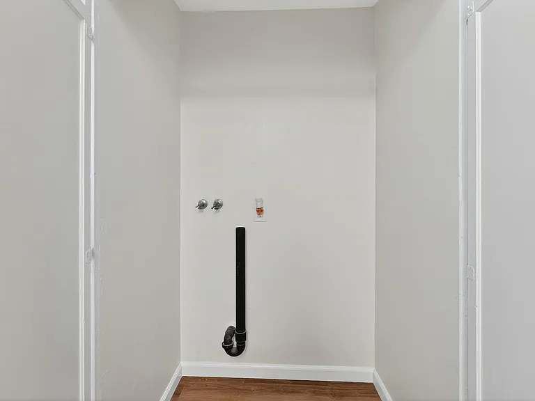 1737 Jacaranda Pl — Photo 13