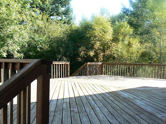 side entry onto deck.