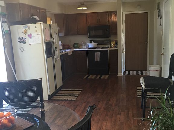 5th image of 4373 Shirlene Dr
