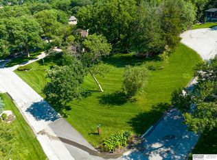 21934 Mayberry Cir, Elkhorn, NE 68022