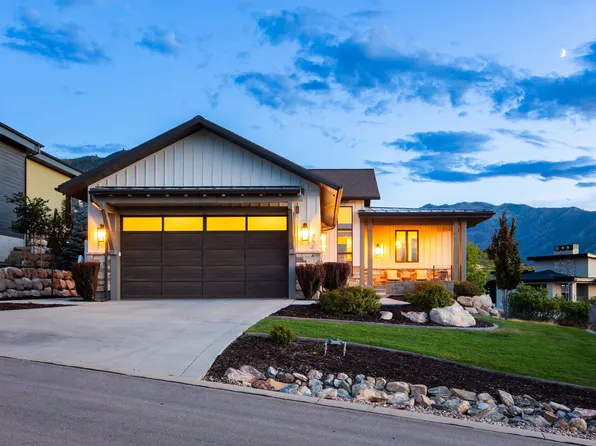 732 S Nebo Cir, Woodland Hills, UT 84653