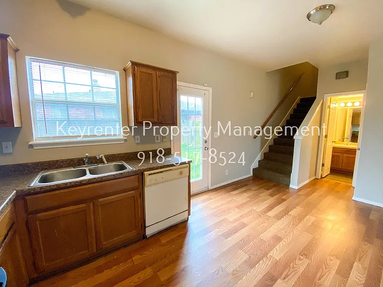 9134 E 24th St — Photo 11