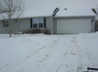 3107 Glenbarr Dr, Janesville, WI 53548