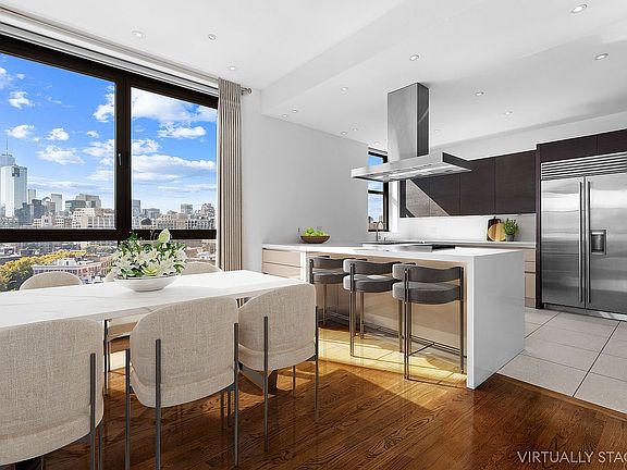 5th image of 2 Cornelia St #1004-1005
