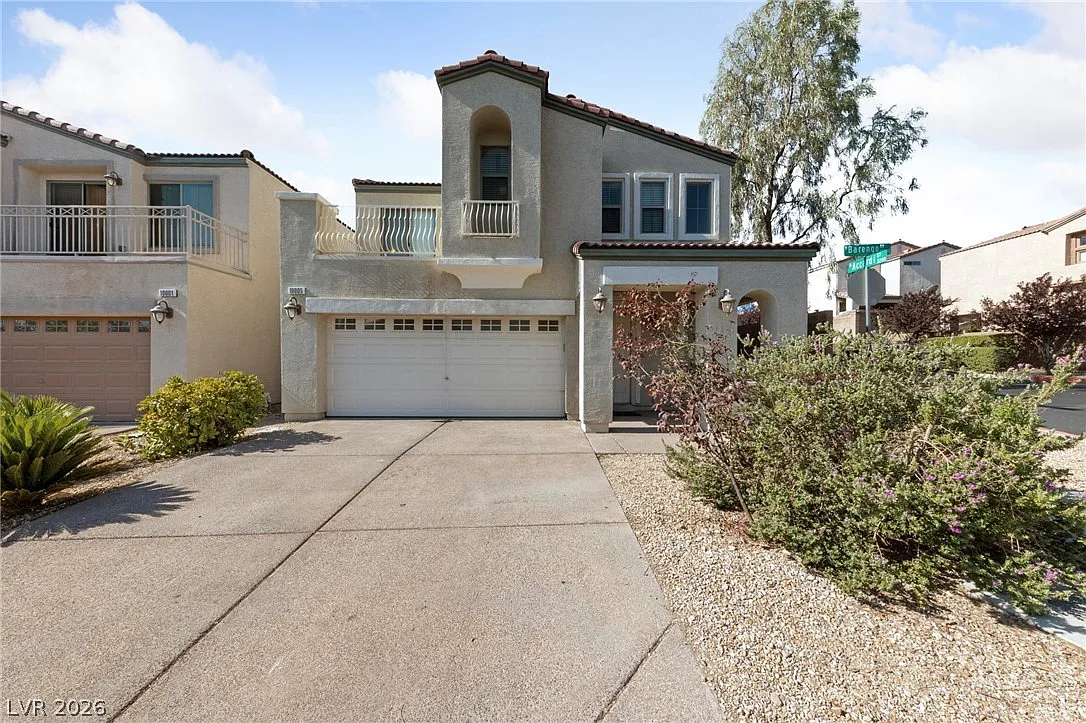 3 bed, 2.5 bath, 1796 sqft, $2,275 — Photo 1