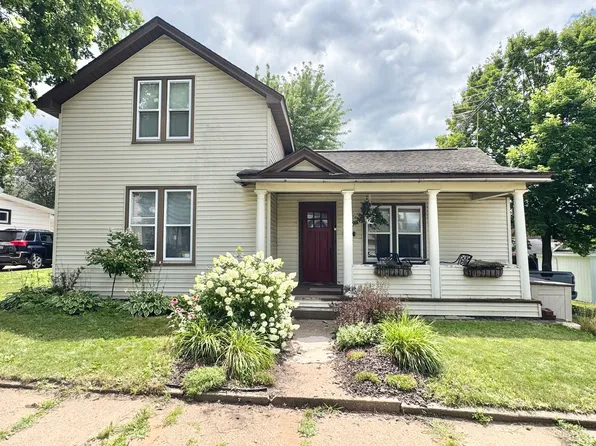 1407 E Madison St, Eau Claire, WI 54703