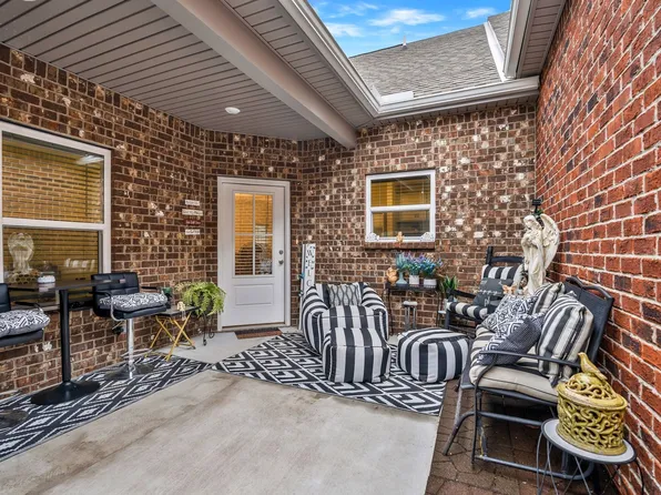 2326 Laurelstone Dr, Murfreesboro, TN 37130