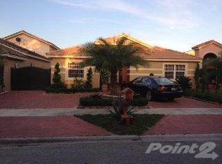 15115 NW 92nd Ave, Miami Lakes, FL 33018