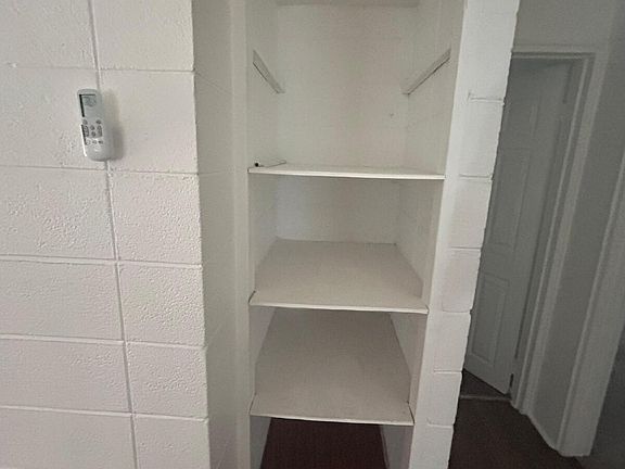 5th image of 421 Squirrel St #A