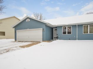 628 Granite Way, Sun Prairie, WI 53590