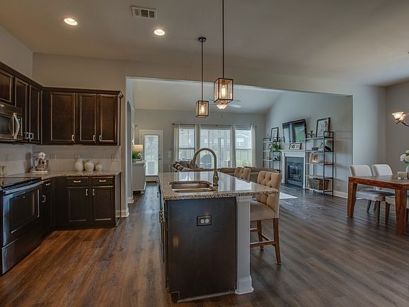 4th image of 2508 Tapestry St