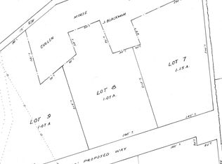 18 Montgomery Ln, Owls Head, ME 04854