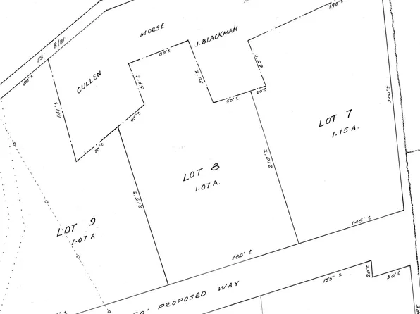 18 Montgomery Lane, Owls Head, ME 04854