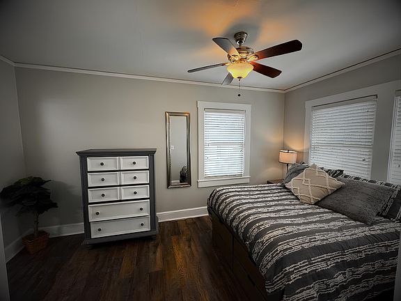 3rd image of 317 De Soto St APT 2