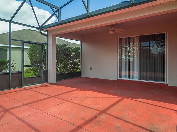 2nd image of 4838 Royce Dr