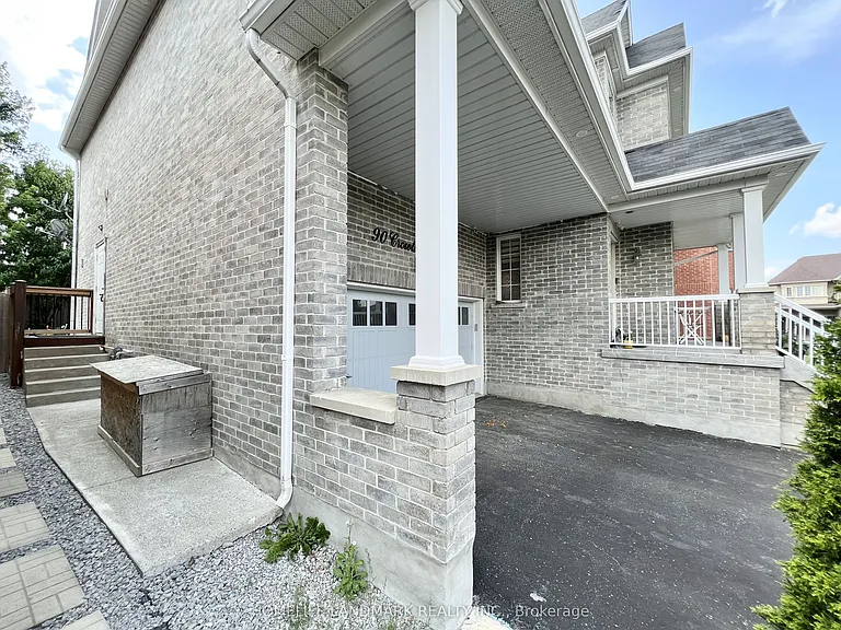 90 Crowther Dr — Photo 4