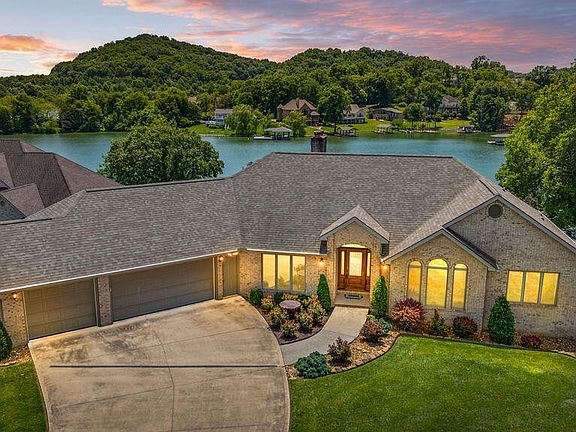 4th image of 136 Oostagala Dr