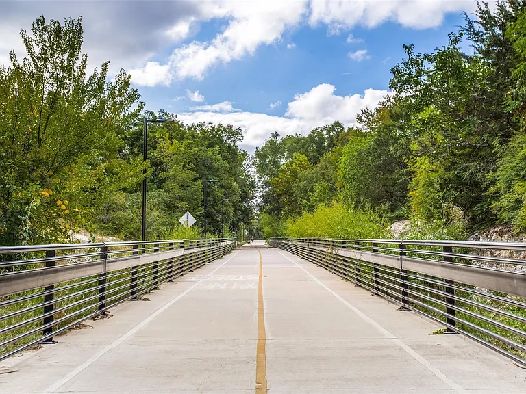 7215 Holly Hill Dr #101 — Photo 45