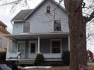 2nd image of 920 Harriet Ave NW