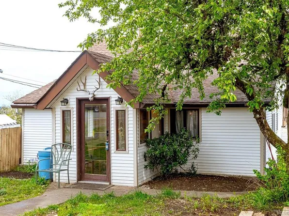 451 Irwin St, Nanaimo, BC V9R 4X9