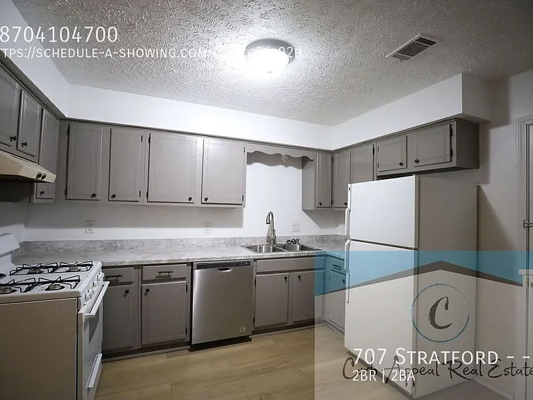 707 Stratford Dr #2 — Photo 5