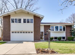 1410 Miami Ln, Des Plaines, IL 60018