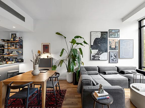 3rd image of 161 N 4th St APT 2B