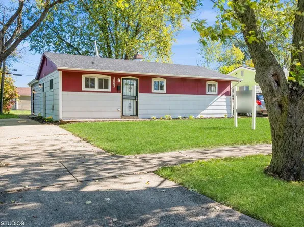 2003 Wright St, Gary, IN 46404