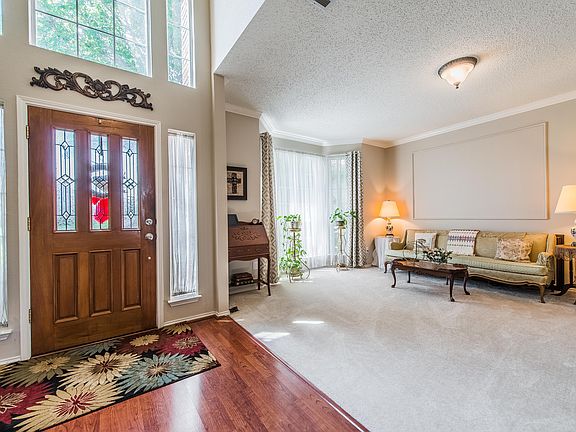 5th image of 2321 Pittner Ln