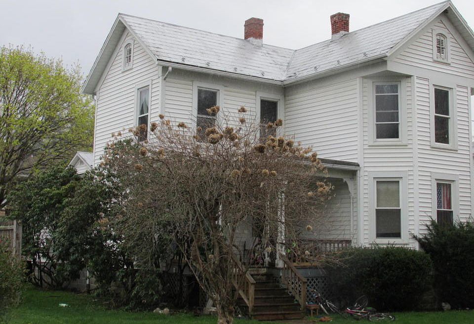 1st image of 913 9th Ave