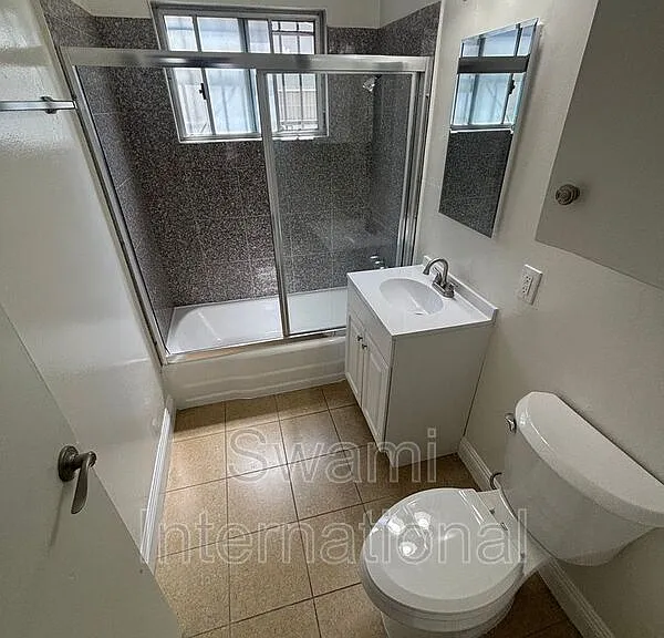 2804 W El Segundo Blvd #2 — Photo 6