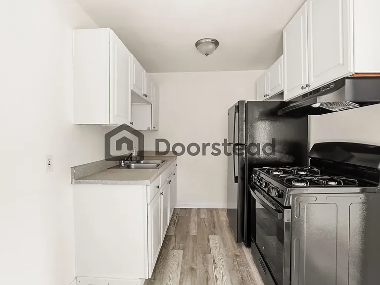 9068 Lamar St — Photo 7
