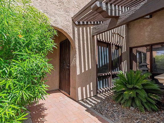 4th image of 3545 S Cholla Dr