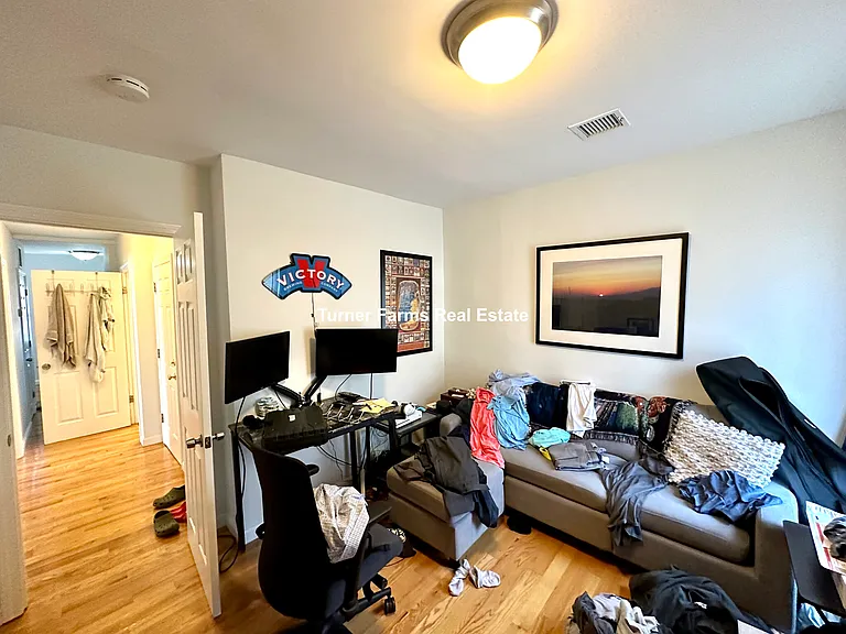 914 Dorchester Ave #2R — Photo 9