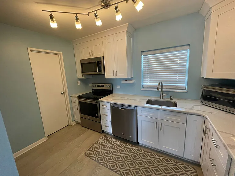 1425 Teague Rd #307 — Photo 11