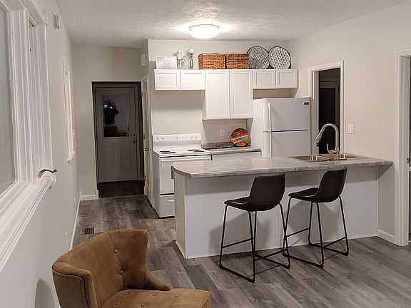 2nd image of 2213 Avenue G