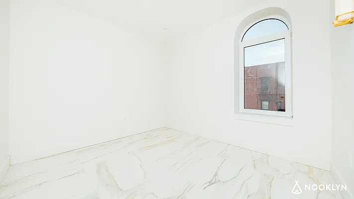 Rented by Nooklyn NYC LLC | media 57