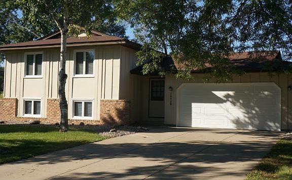 5th image of 16829 Galena Ave